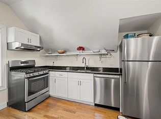 2509 Massachusetts Ave #3, Cambridge, MA 02140