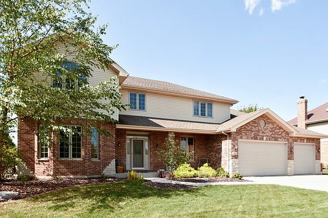 1st image of 365 Monterey Dr