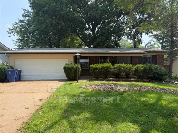 11050 Linnell Dr, Saint Louis, MO 63136