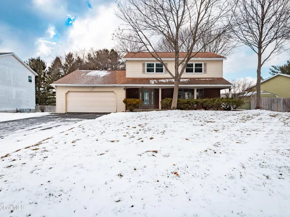 38 Joy Drive, Loudonville, NY 12211