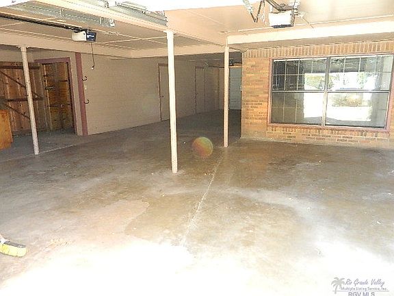 3rd image of 1044 S 12th St