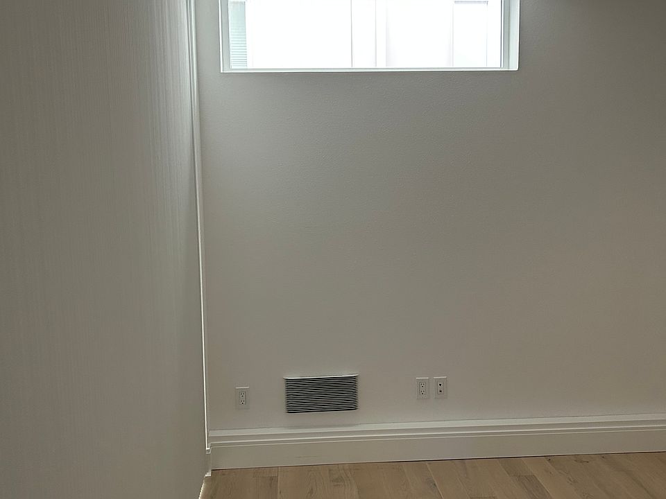 2nd image of 805 Taylor Ave N #D