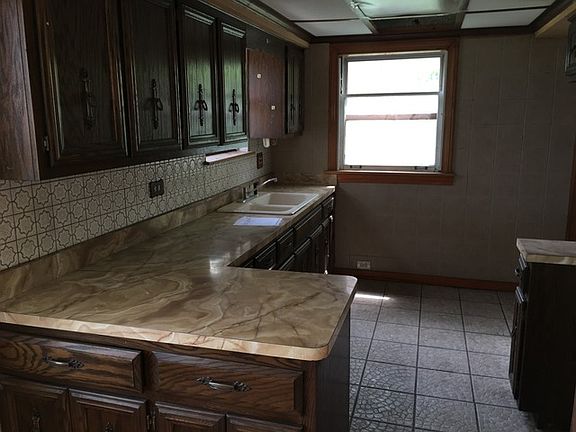 5th image of 4301 S Christiana Ave