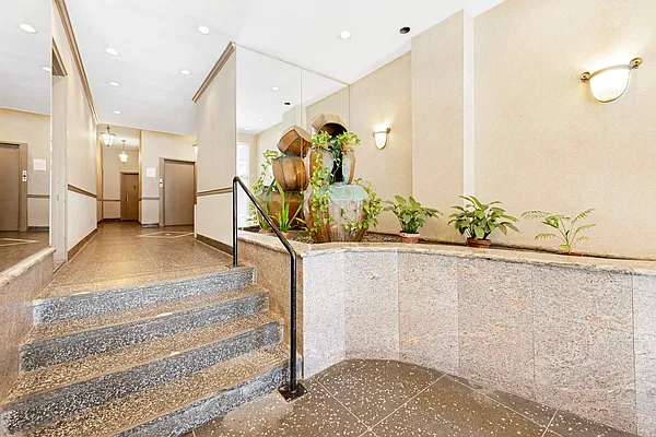 Rented by Compass | media 7