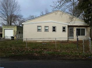 26 Guenther Ave, Pine Hill, NJ 08021