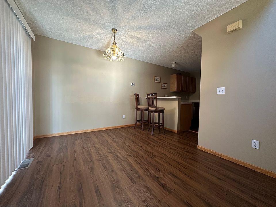 1st image of 1054 Lovell Ave #1054