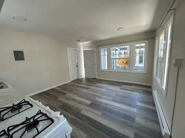 616-618 S Van Ness Ave #618B