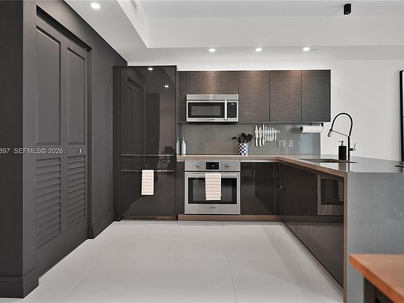 5th image of 1080 Brickell Ave Unit 1802