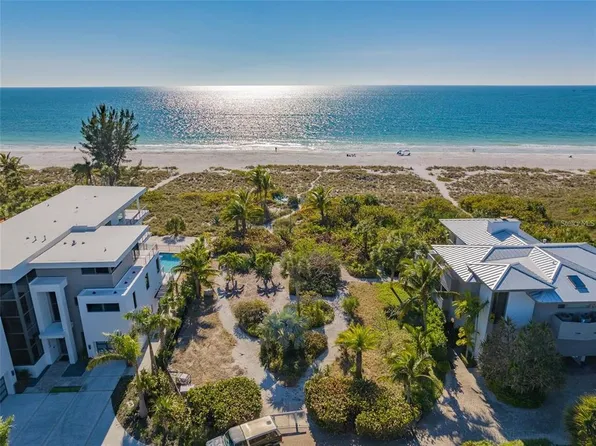 102 Sunset Ln #5, Bradenton Beach, FL 34217