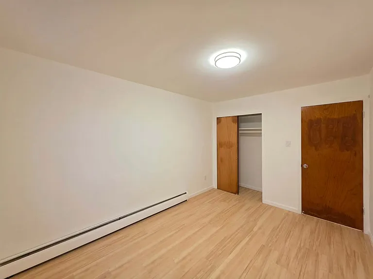 2605 Benson Ave #3 — Photo 10