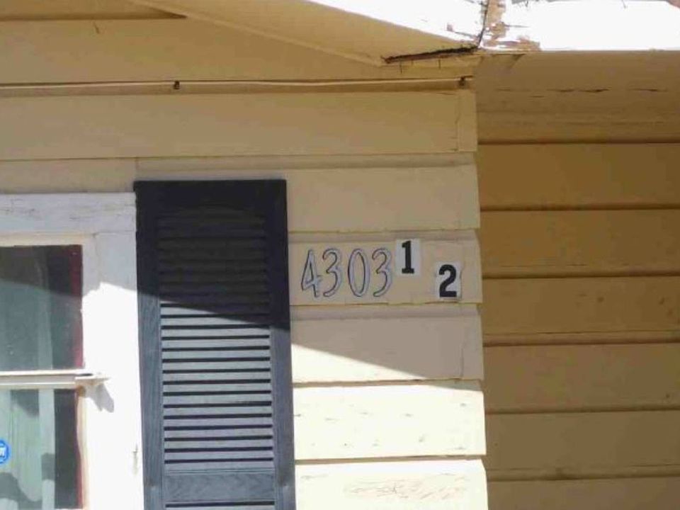 2nd image of 4303 1/2 SE 15th Ave