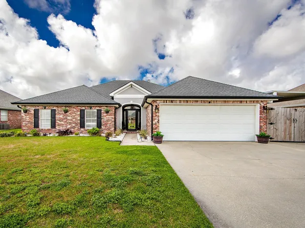 1025 Rebecca Dr, Houma, LA 70360