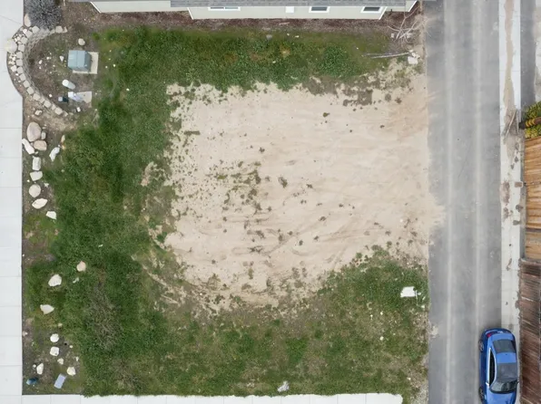 319 W D St #7, Tehachapi, CA 93561