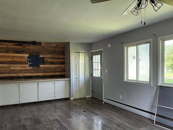 5th image of 306 Olsen Dr