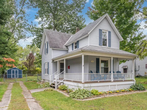 314 Lyon St, South Haven, MI 49090