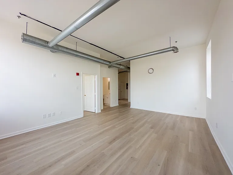 Corson Lofts — Photo 7