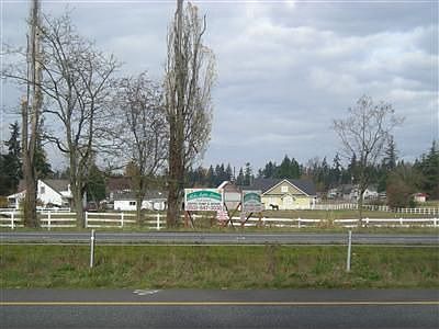 2nd image of 512 109th Avenue Ct E