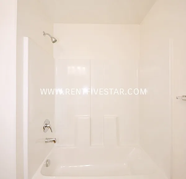 2498 Foothill Blvd #A — Photo 15