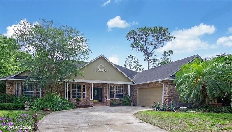 1st image of 4607 Woodlands Village Dr