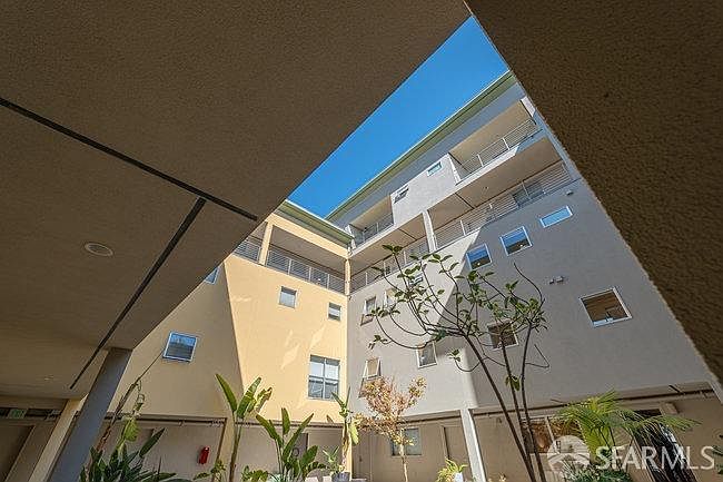 2nd image of 320 Alabama St APT 12