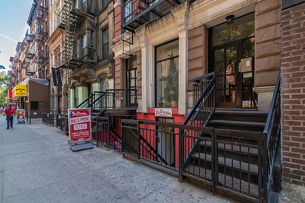 Rented by Sky Management | media 61