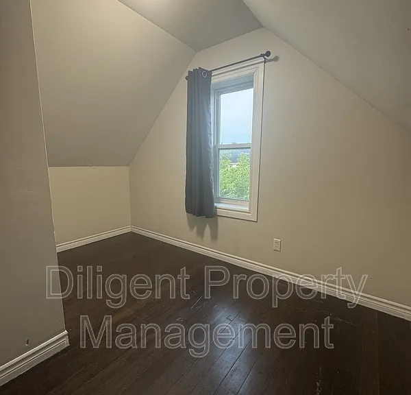 164 Stewart St #UPPER — Photo 28