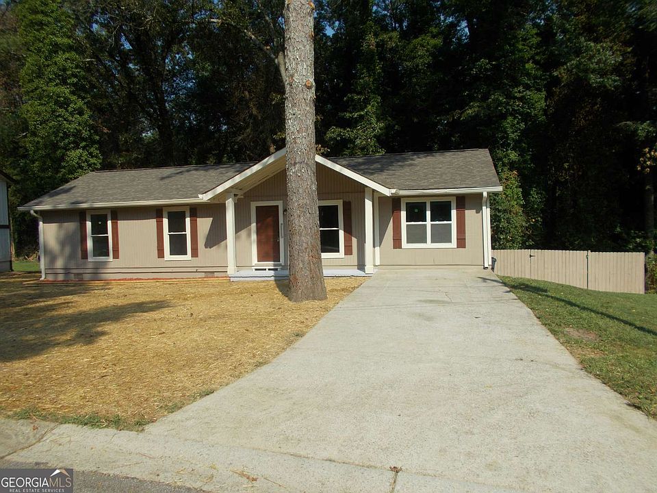 1st image of 604 Lakeridge Dr SE