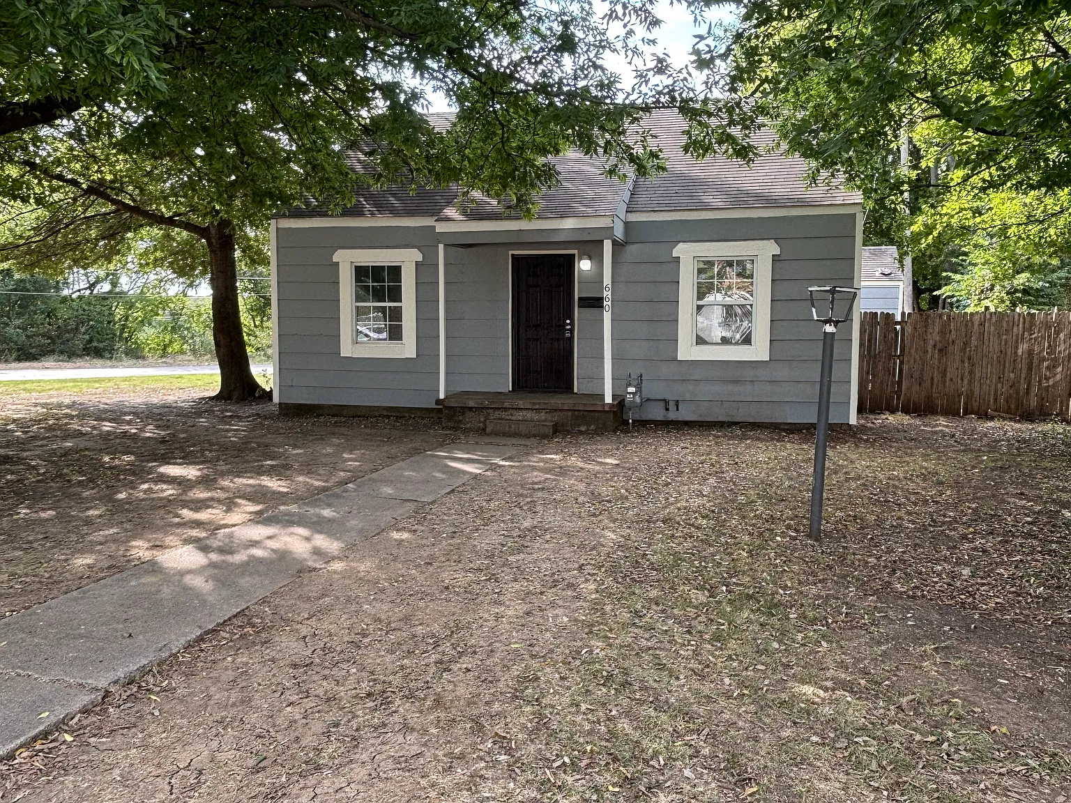 3 bed, 1368 sqft, $1,295 — Photo 1