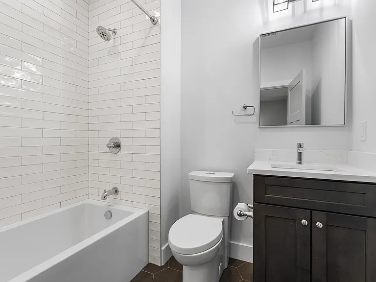181 Bennington St #4 — Photo 14