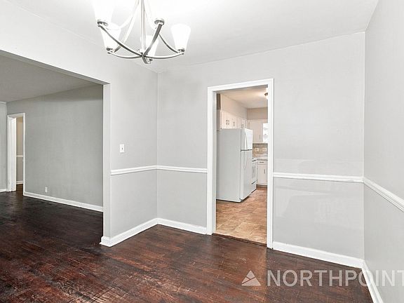 5th image of 1003 Forrest Blvd