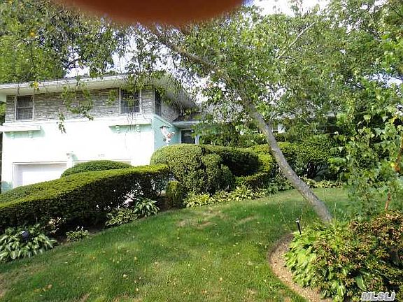 2nd image of 135 Hazelwood Dr