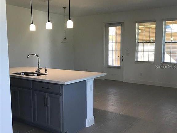 3rd image of 15461 Sugar Citrus Dr