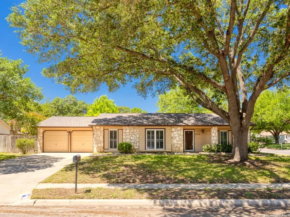 5919 Pineway, San Antonio, TX 78247