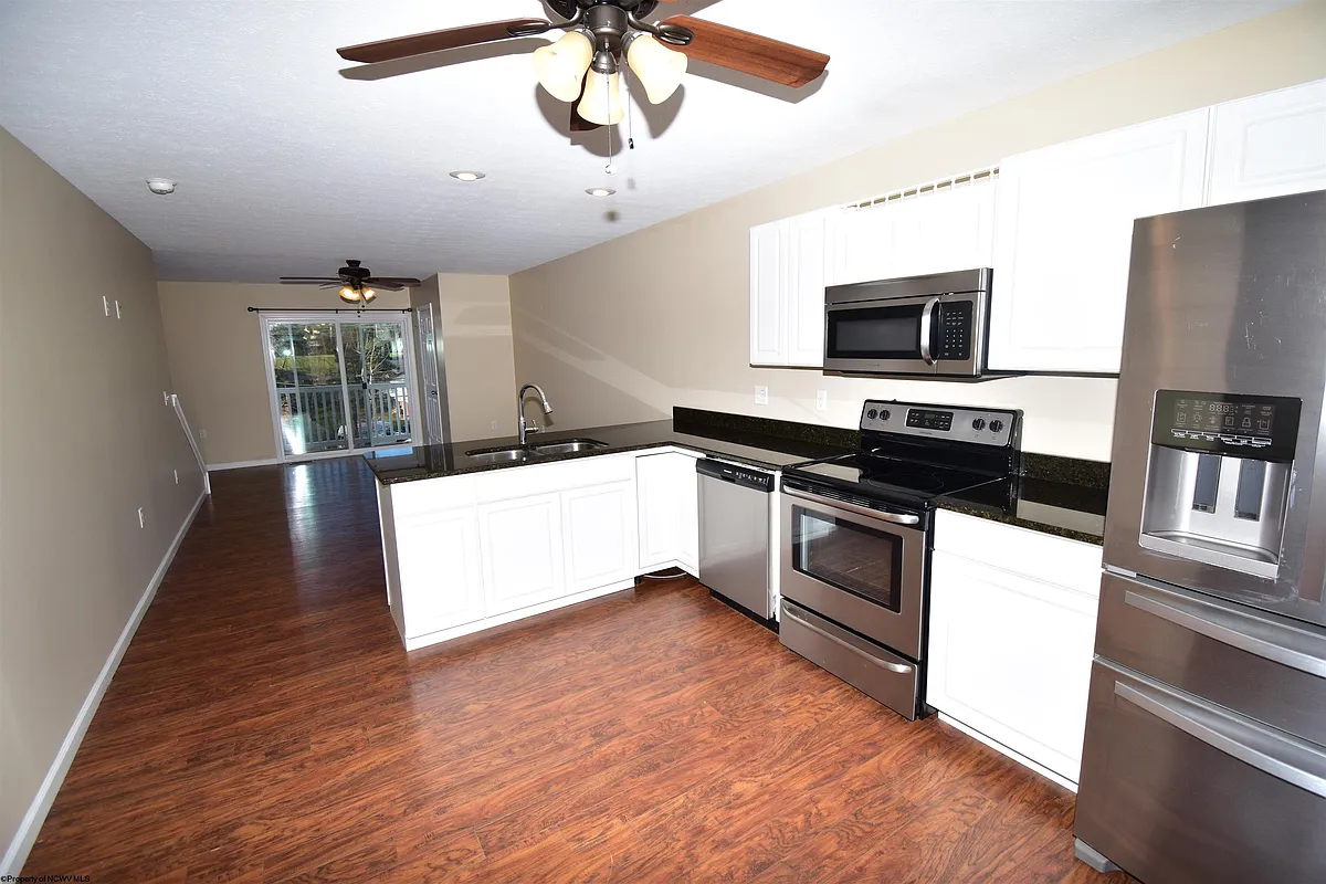 Building Photo - 427 Marlowe Cir #427