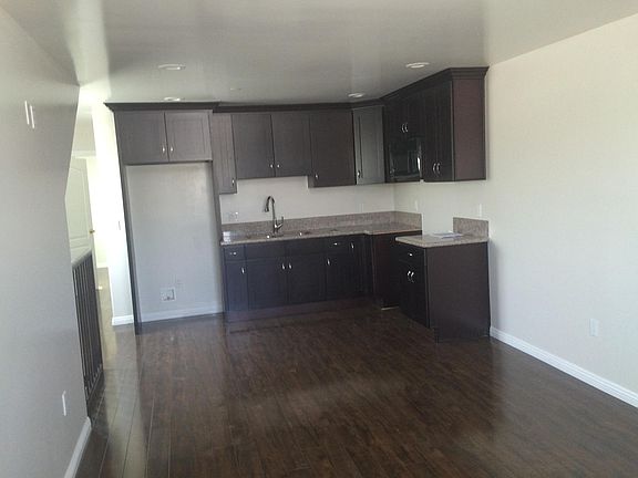 4th image of 628 W 84th St