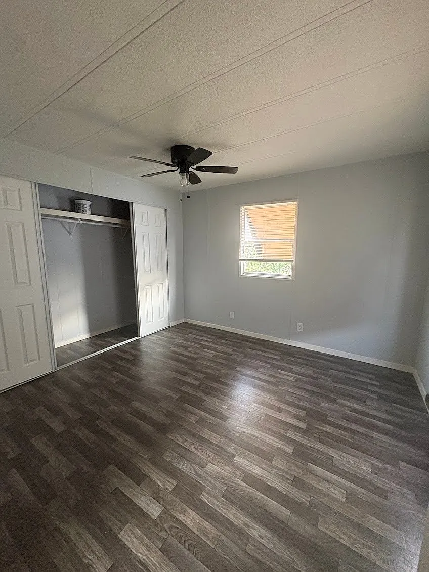 2010 N Alexander Dr — Photo 1
