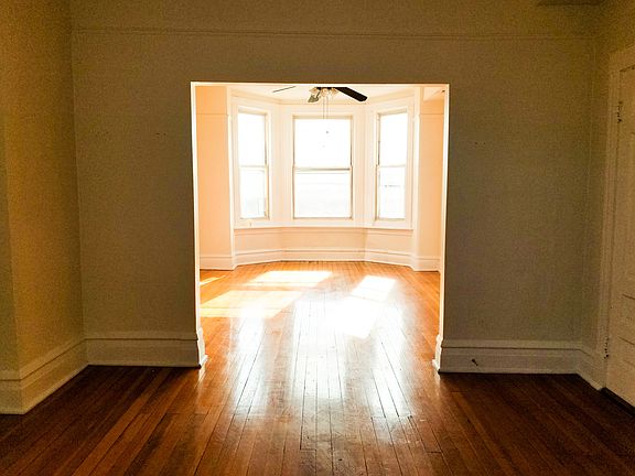 5th image of 3462 W North Ave #3