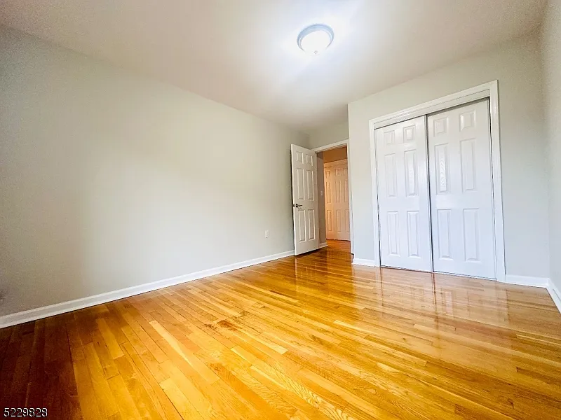 3 bed, 2.5 bath, $3,450 — Photo 4