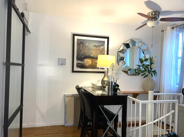 319 East 105th Street image 5 of 24