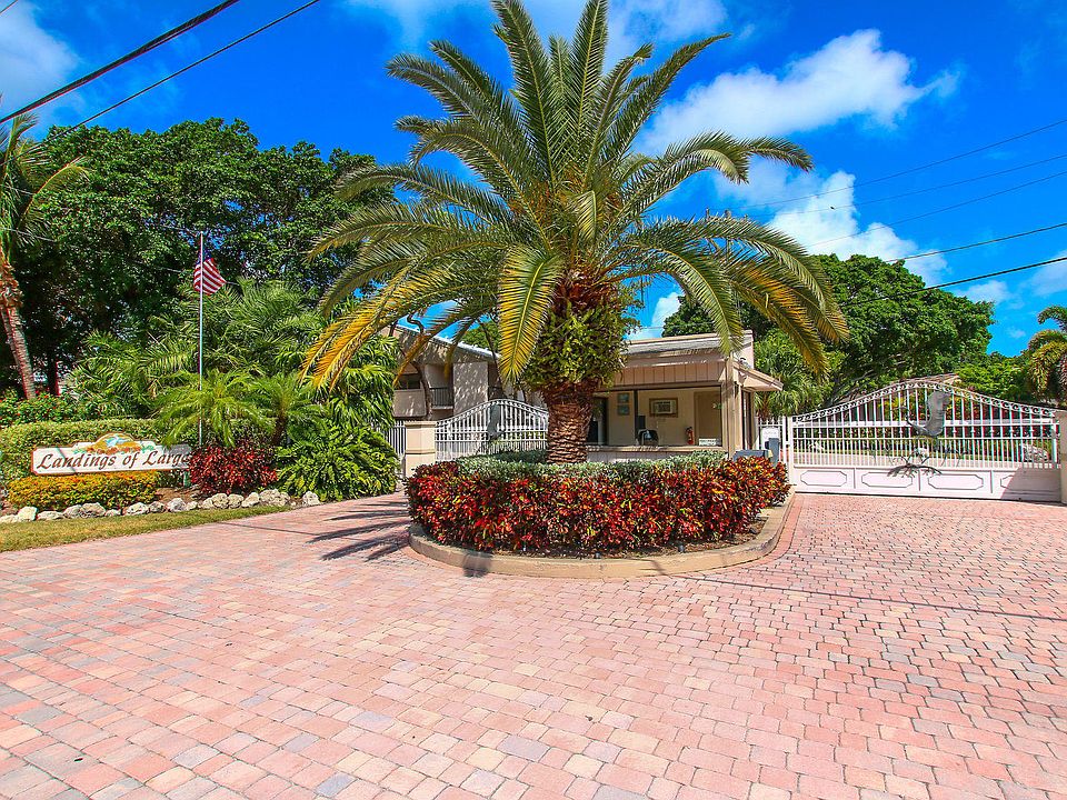 1st image of 98461 Windward Ave Unit 98461