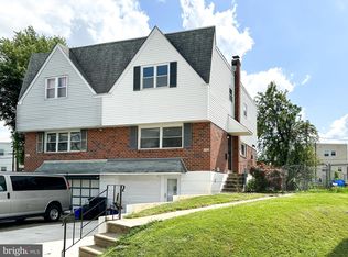 8938 Haven Pl, Philadelphia, PA 19152