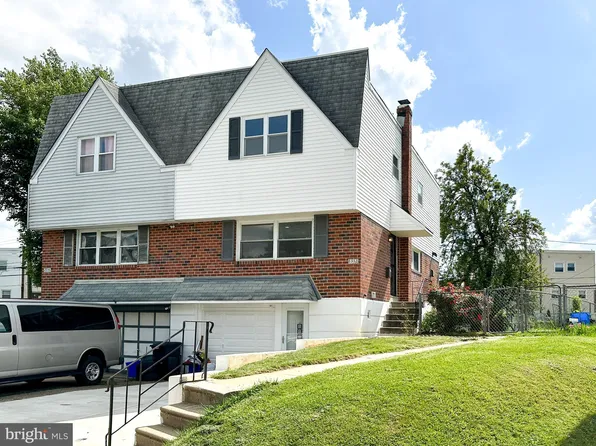 8938 Haven Pl, Philadelphia, PA 19152