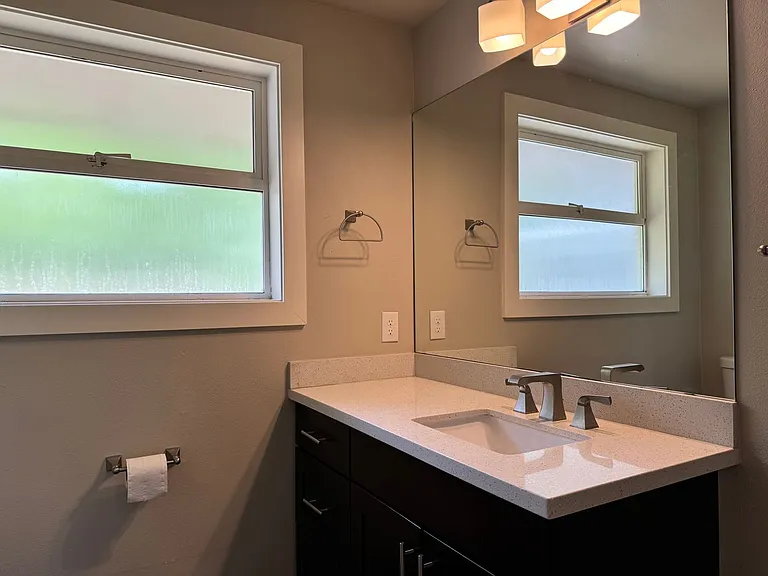 10005 NE 31st Pl — Photo 14