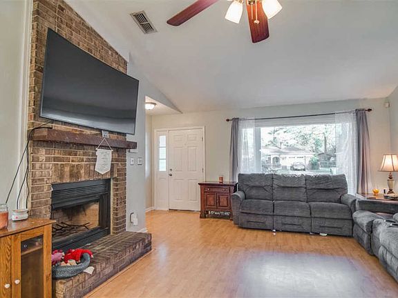 5th image of 3250 Varnell Dr