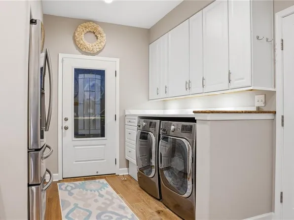 103 E Point Estates Ct, Knotts Island, NC 27950
