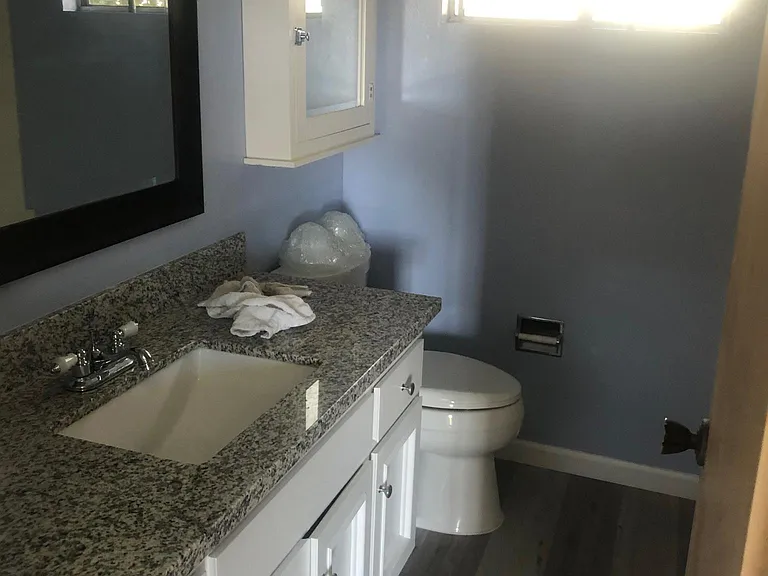 707 Colina Ln #B — Photo 11