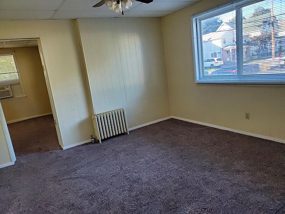 3rd image of 143 S Hyde Park Ave Floor 1