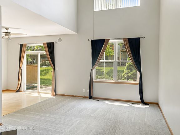 4th image of 528 Horizon Dr #A