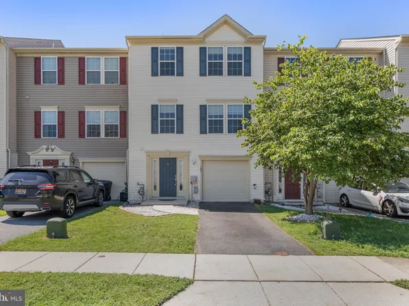 107 Summer Dr, Smyrna, DE 19977