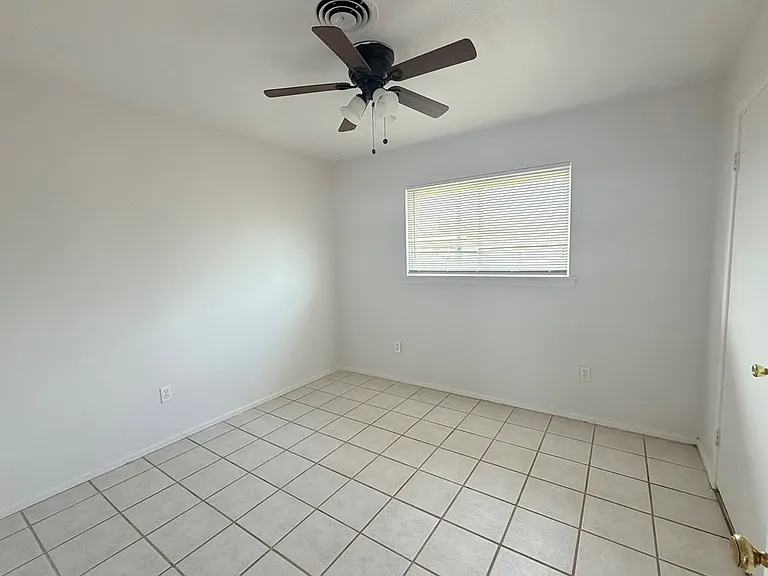 1804 Cord St — Photo 8